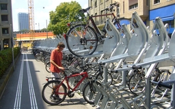 Doppelstock Velostaender
